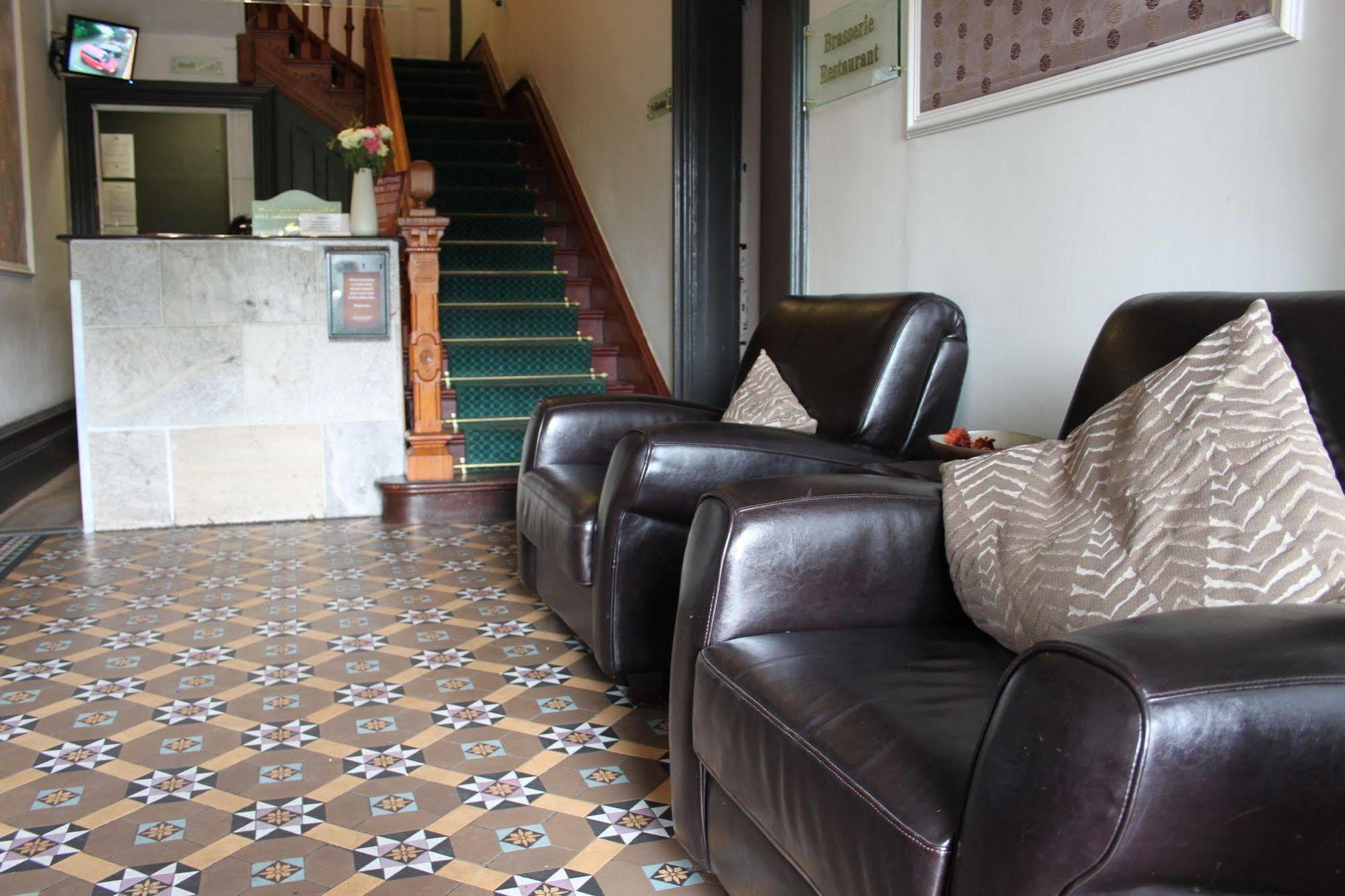 Leaside Hotel Luton  Eksteriør bilde