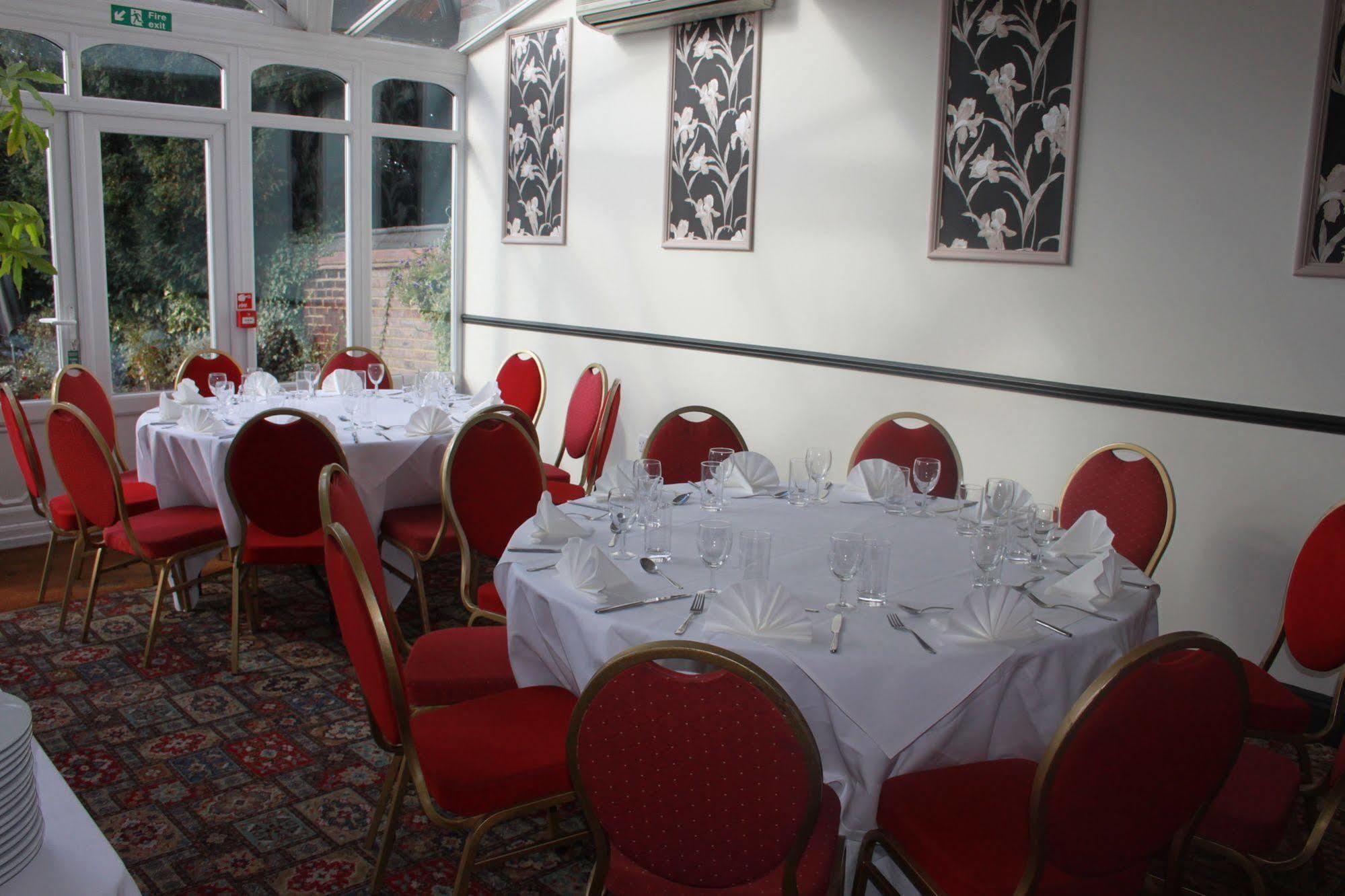 Leaside Hotel Luton  Eksteriør bilde